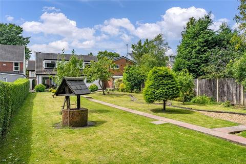 3 bedroom detached house for sale, Victoria Road, Wednesfield, Wolverhampton, West Midlands, WV11