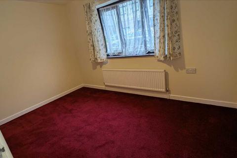 2 bedroom terraced house to rent, Grange Road, Torquay