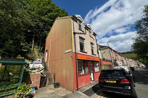 2 bedroom property for sale, High Street, Llanhilleth, NP13