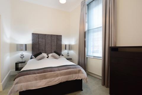 1 bedroom flat to rent, Weymouth Street, Marylebone Village, London W1.