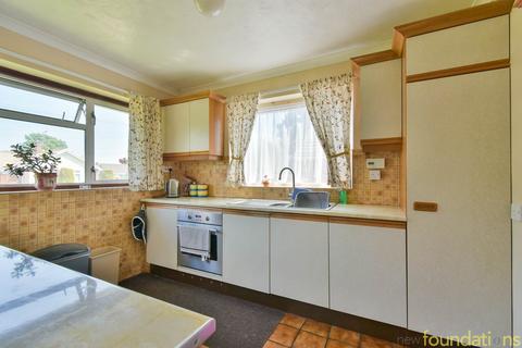 9 Chartres, Bexhill-on-sea, TN40 2NG