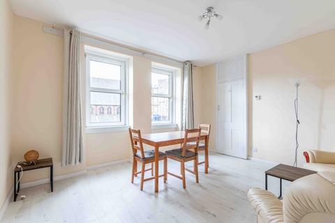 2 bedroom flat to rent, 2992L – Portobello Road, Edinburgh, EH8 7AY