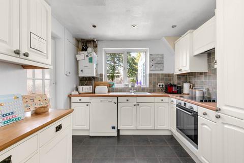 3 bedroom semi-detached house for sale, Whaley Road, Wokingham RG40