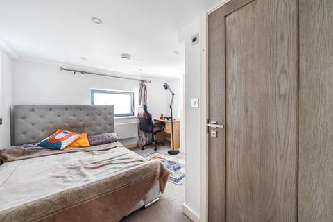 3 bedroom flat for sale, Slough,  Berkshire,  SL1