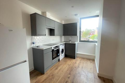 1 bedroom flat to rent, Burrell Road, Haywards Heath,