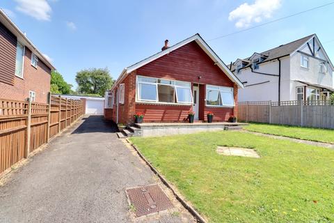 3 bedroom detached bungalow for sale, KINGS ROAD, WATERLOOVILLE