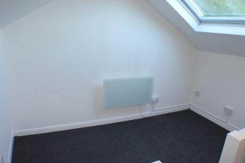 1 bedroom flat to rent, Church Street  Kingsbridge  TQ7 1DB