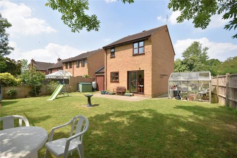 3 bedroom detached house for sale, Smallfield, Surrey, RH6