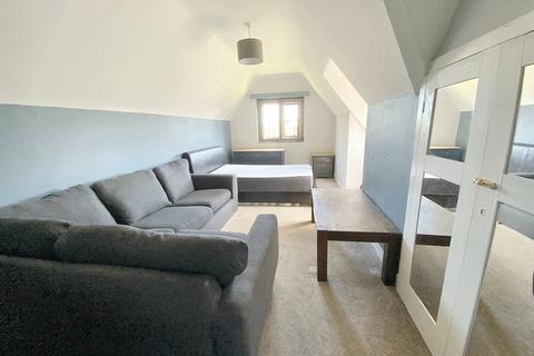 undefined, Maidstone Road, Nettlestead ME18
