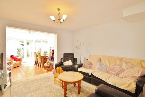 111 Barrington Close, Witney, OX28 5FJ