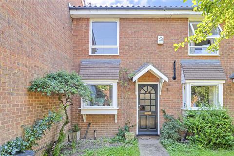 2 bedroom house for sale, Arundel Close, London, SW11