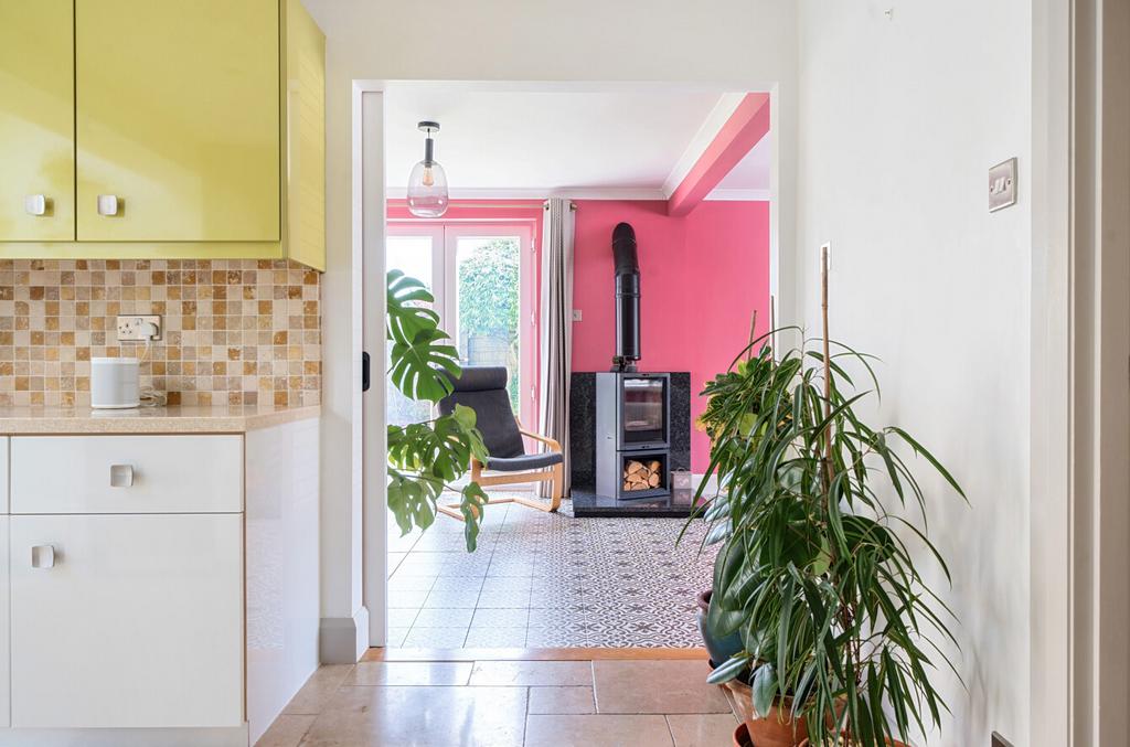 Kitchen To Sitting