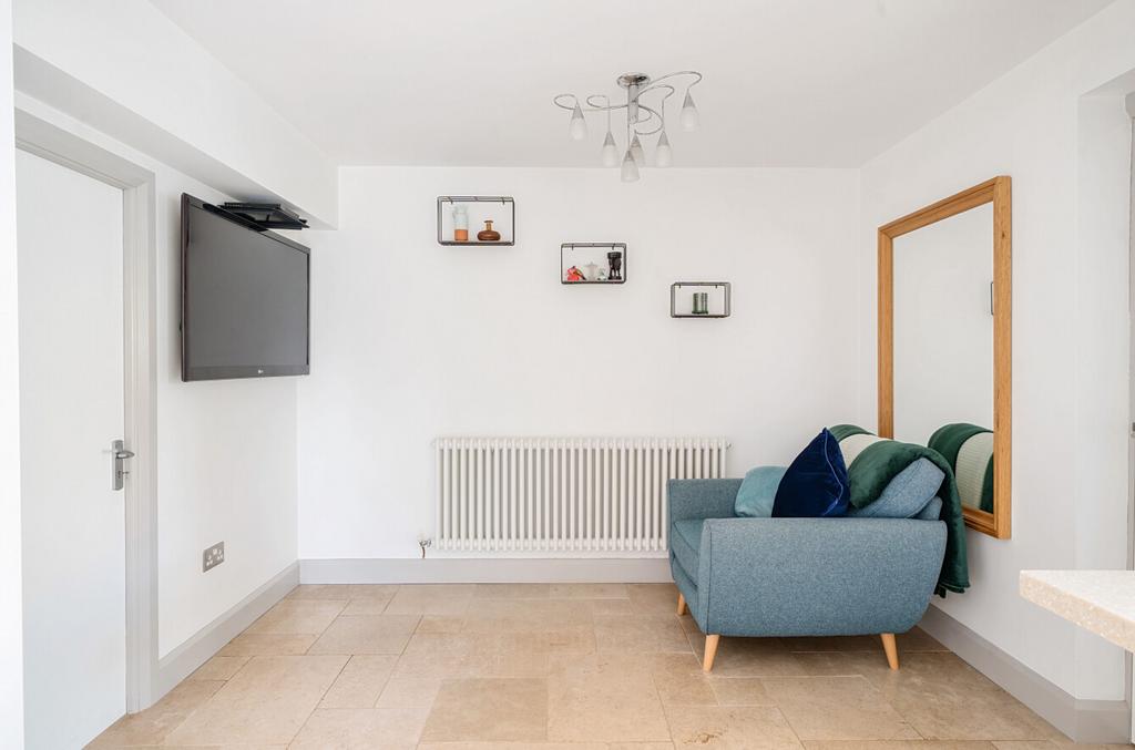 Kitchen Dining Area