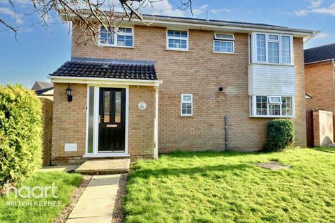 4 bedroom detached house for sale, Favell Drive, Furzton