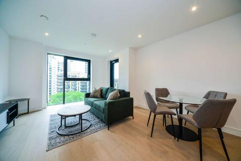 1 bedroom flat to rent, 11 Hewson Way, Elephant and Castle, London