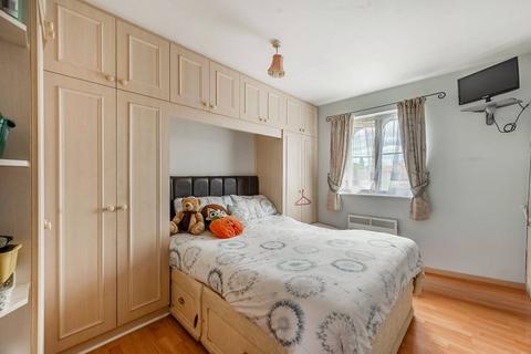 2 bedroom flat for sale, Torrington Drive, South Harrow, Harrow, HA2