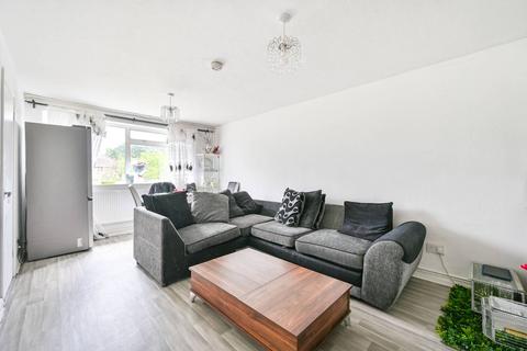 2 bedroom flat for sale, Charterhouse Avenue, North Wembley, Wembley, HA0