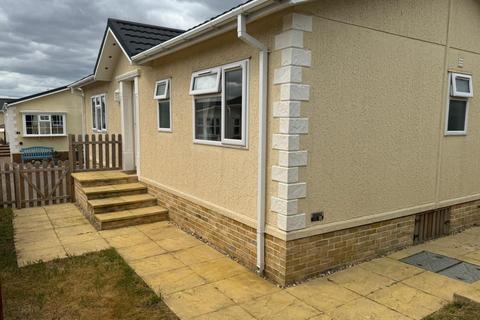 2 bedroom park home for sale, Thetford, Norfolk, IP24