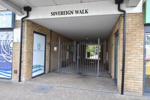 1 bedroom apartment for sale, Sovereign Walk, Horley RH6