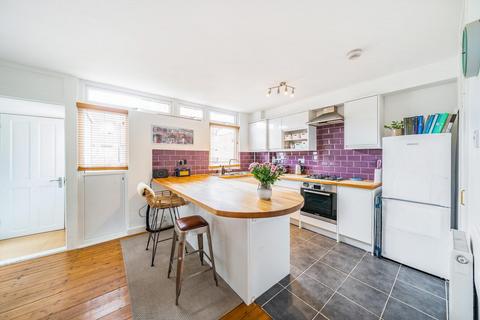 3 bedroom terraced house for sale, Gibbon Road, Lower Nunhead