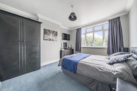 58 Selworthy Road, London, SE6 4DP