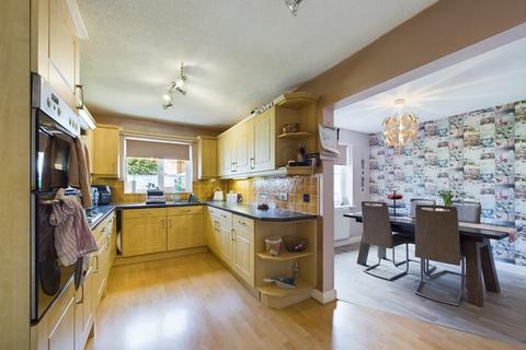 4 bedroom detached house for sale, Bethell Walk, Driffield, YO25 5PD