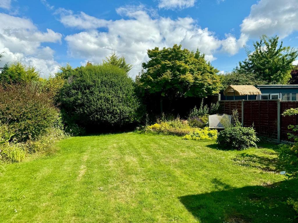 Ledbury Road, Hereford, HR1 3 bed semi-detached house for sale - £335,000