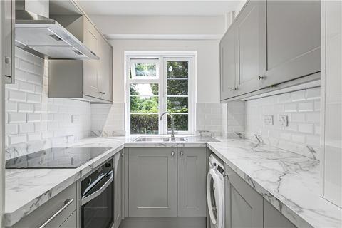 206 Chiswick Village, London, W4 3DG