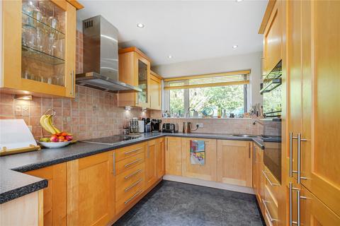 4 bedroom semi-detached house for sale, Wrecclesham Hill, Wrecclesham, Farnham, Surrey, GU10