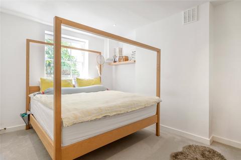 2 bedroom duplex for sale, Calthorpe Street, London, WC1X