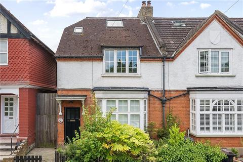 3 bedroom end of terrace house for sale, Plaistow Grove, Bromley