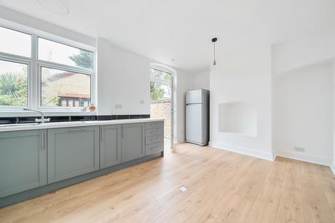 3 bedroom end of terrace house for sale, Plaistow Grove, Bromley