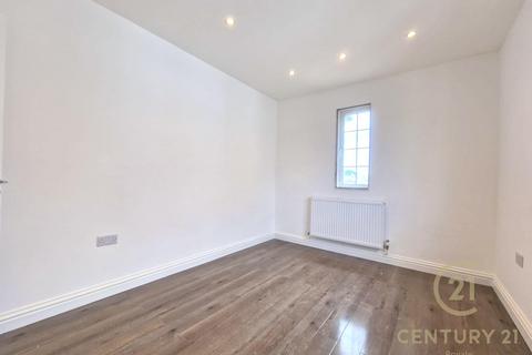 2 bedroom flat to rent, Malden Way, NEW MALDEN KT3