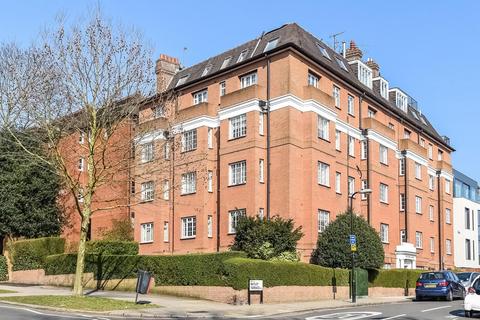 3 bedroom flat to rent, Fitzjohns Avenue, Hampstead, NW3