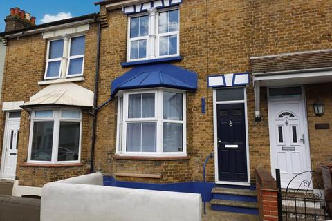 3 bedroom terraced house for sale, Barnsole Road, Gillingham, ME7