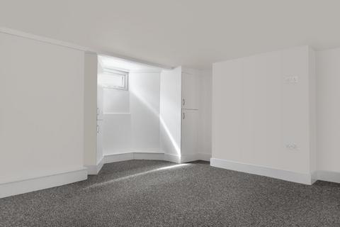 72 Barnsole Road, Gillingham, ME7 4DX