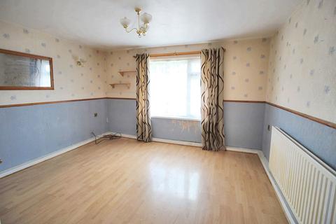 2 bedroom flat for sale, Havelock Close, Gateshead, Tyne & Wear, NE8 1QZ