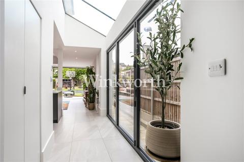 4 bedroom semi-detached house for sale, Old Park Road, London, N13