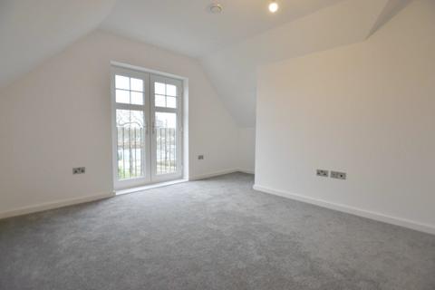 2 bedroom apartment to rent, Coombe Road, Croydon CR0