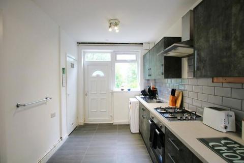 30 Amber Avenue, Blackburn, BB1 9RS