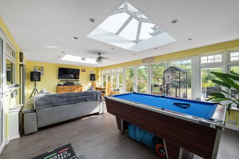 5 bedroom semi-detached house for sale, Moor Lane, Staines-upon-Thames, TW18