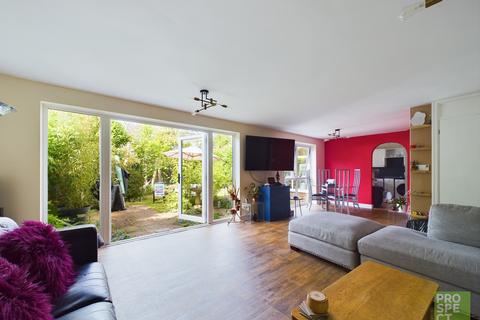 4 bedroom link detached house for sale, Spinis, Bracknell, Berkshire, RG12