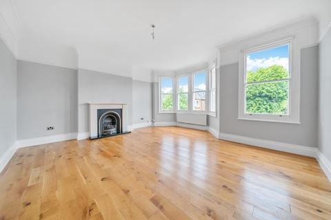 2 bedroom flat to rent, Bargery Road London SE6
