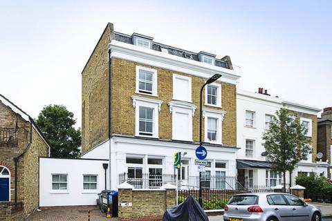 1 bedroom flat to rent, Navarino Road, Hackney, London, E8
