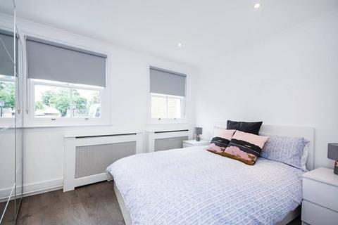 1 bedroom flat to rent, Navarino Road, Hackney, London, E8