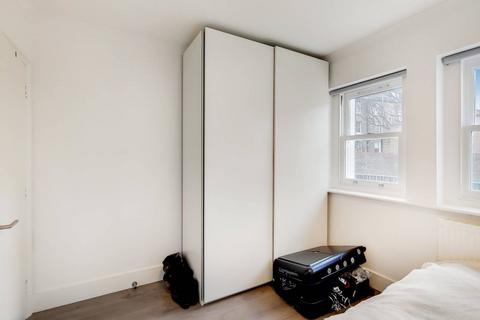 1 bedroom flat to rent, Navarino Road, London Fields, London, E8