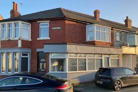 Mixed use for sale, - 103 Marton Drive, Blackpool