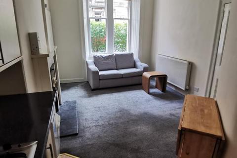 1 bedroom flat to rent, Comiston Terrace, Edinburgh EH10