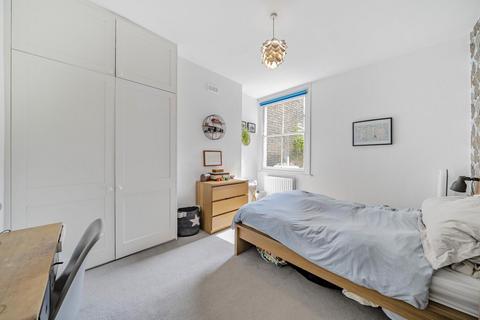 2 bedroom maisonette for sale, Mellison Road, Tooting