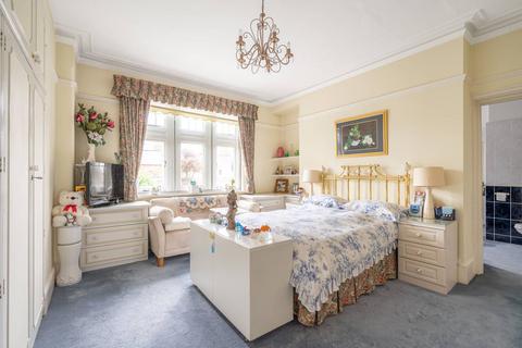 4 bedroom flat for sale, Avenue Mansions, West Hampstead, London, NW3